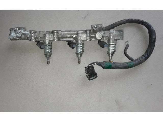 Форсунка 2325031030    Lexus GS 300 350 430 450H  2GR-FSE 