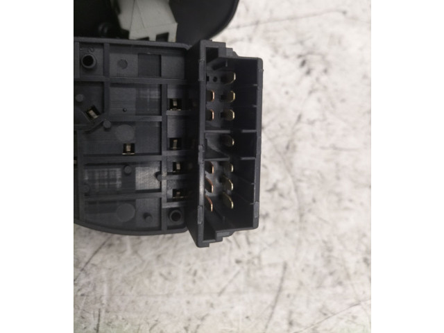 Schalter Hebel Scheibenwischer 7701046628   Renault Twngo I