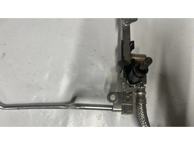 Vstřikovač A2720700995   Mercedes-Benz E W211  pro benzínový motor 3.5 M 272.964 