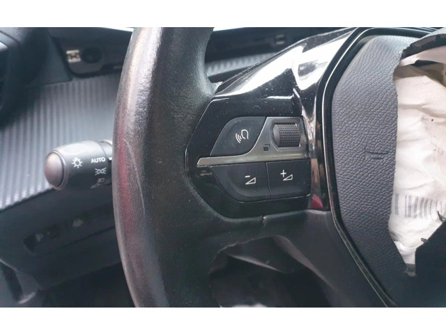 Volant Peugeot 2008 II 2021 COMCOMANDOSVOLANTE, MARCASDEUSO  