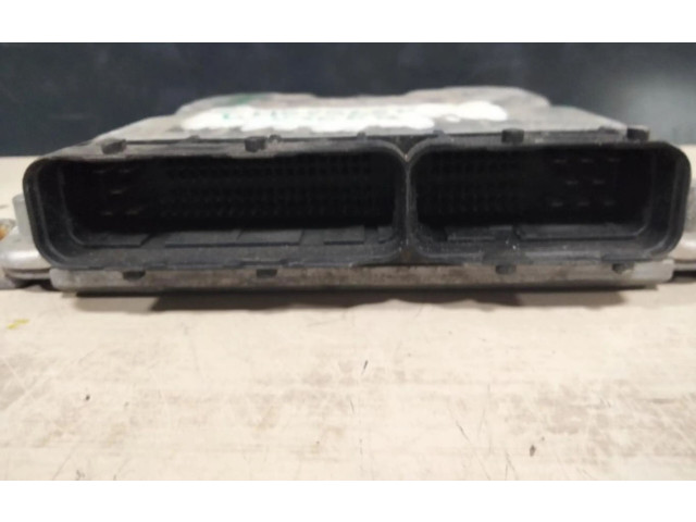 Блок управления двигателем ECU 0281012275   Chrysler Voyager       