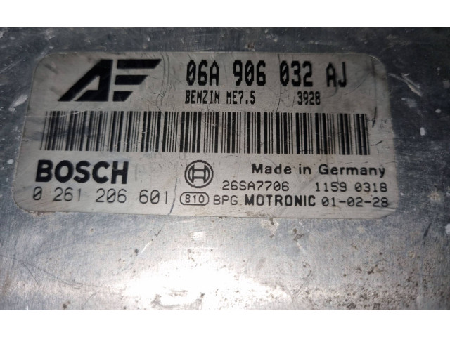 Řídící jednotka 06A906032AJ, 26SA7706   Volkswagen Sharan 2001