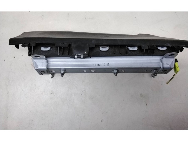 Подушка безопасности пассажира    Toyota Hilux (AN120, AN130)