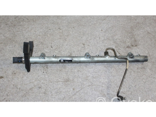Vstřikovací lišta 0445216002   BMW 5 E39  pro naftový motor 3.0  
