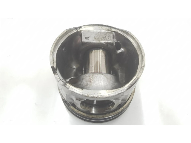 Píst 0628V1, 1151CB   Citroen C4 I  pro naftový motor 1.6  