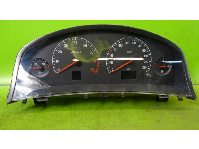 Přístrojová deska  Opel Vectra C 2002 09180273WB  