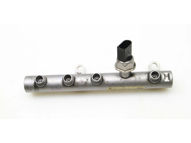 Vstřikovací lišta 059130089AA   Audi A4 S4 B7 8E 8H  pro naftový motor 2.7 BPP 