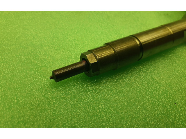 Vstřikovač 0445110613, 8514146   BMW 2 F45  pro naftový motor 2.0 B47C20A 