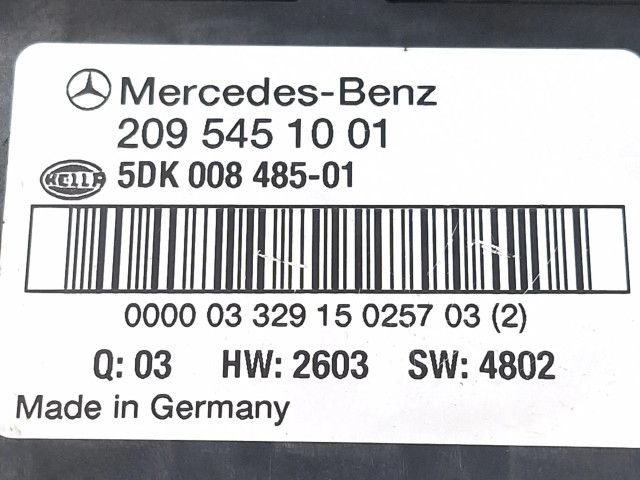 Блок предохранителей A2095451001, 2095451001   Mercedes-Benz C W203    