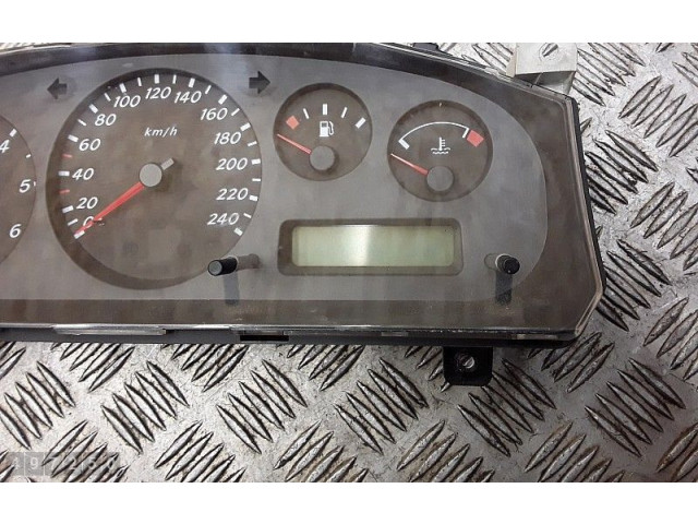 Přístrojová deska  Nissan Primera 2001 9F773  