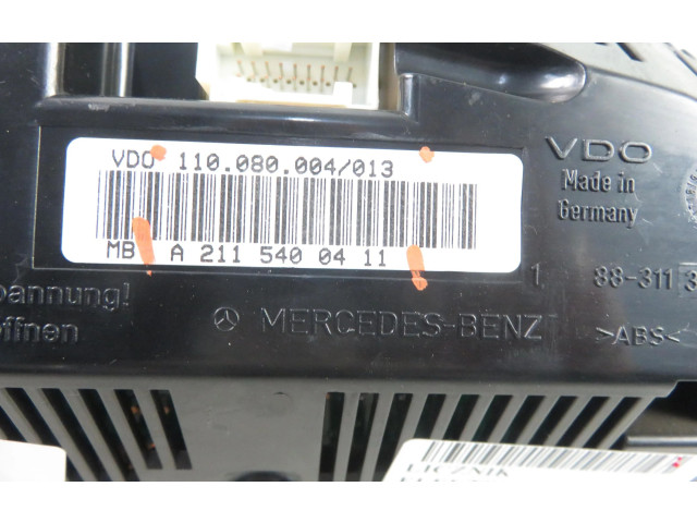 Přístrojová deska  Mercedes-Benz E AMG W211 2002 110080004013, A2115400411  
