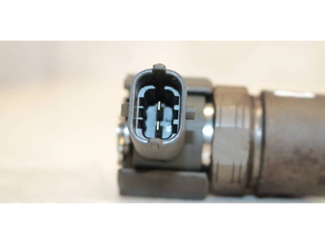 Vstřikovač 33800-2A800, 0445110411   Hyundai i40  pro naftový motor 1.7  Dyzelis