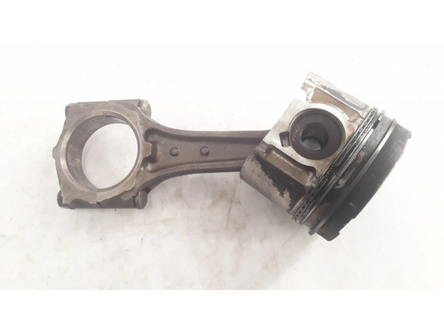 Píst P885, Z17DTH   Opel Meriva A  pro naftový motor 1.7 Z17DTH 
