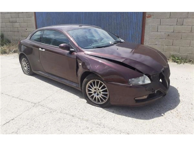 Vstřikovač 0051859053   Alfa Romeo GT     