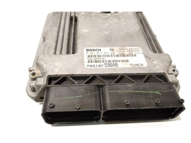 Блок управления двигателя P05187596AB, 0281013845   Jeep Patriot