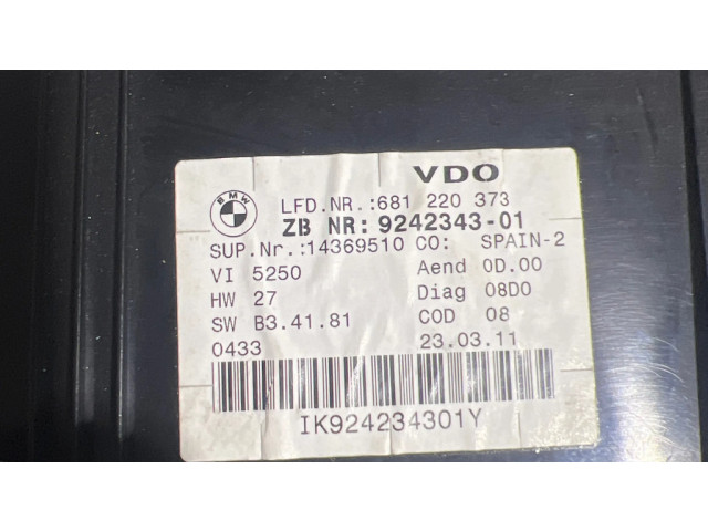 Přístrojová deska  BMW 3 E92 E93 2012 9242343, 681220373  