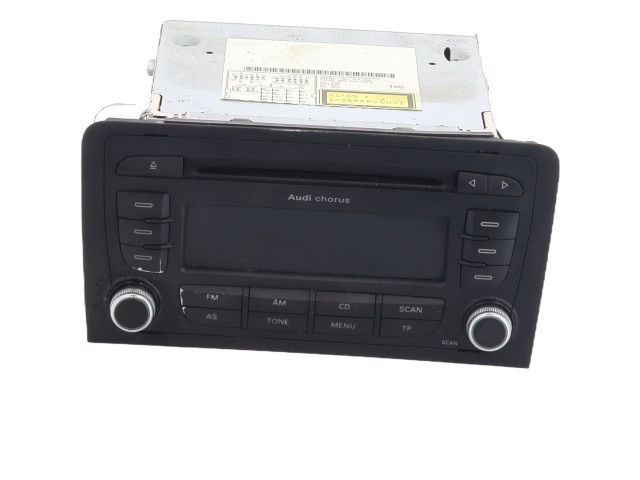 Радио/ проигрыватель CD/DVD / навигация 8P0035152   Audi A3 S3 A3 Sportback 8P   для двигателя BKD