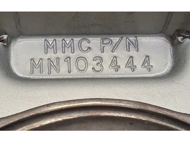 Подушка безопасности водителя MN103444, MN103444XA   Mitsubishi Grandis