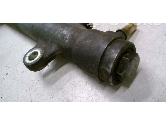 Топливная рампа 8200330912, 0445214065   Renault Scenic II -  Grand scenic II  