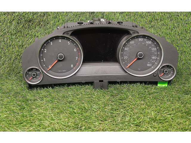 Панель приборов 7P6920982K, 026367713   Volkswagen Touareg II       