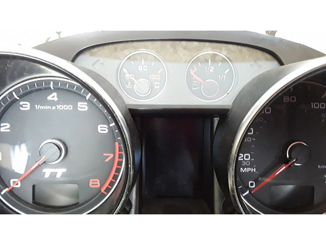 Панель приборов 8j0920980c   Audi TT Mk1       