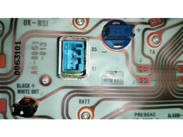Přístrojová deska  Rover 25  AR0051014  