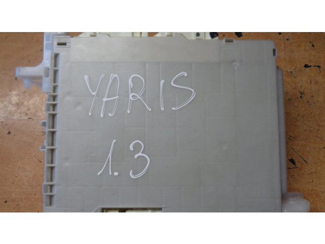   Pojistková skříňka 892210D110, 8273052L70C   Toyota Yaris 2012