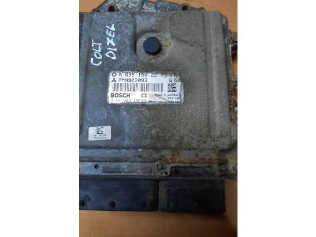 Блок управления двигателя PMN903093, 0281013498   Mitsubishi Colt