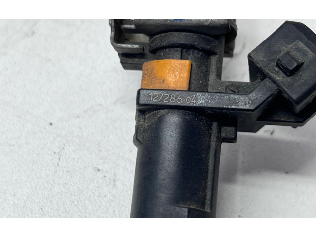 Vstřikovací lišta 1228605, 1228604   Opel Zafira C     