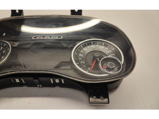 Панель приборов 68453471AD, P68453471AD   Dodge RAM 1500 DS       