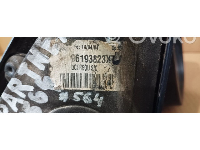 Zpětné zrcátko  Peugeot Partner 2004  96193823XT  