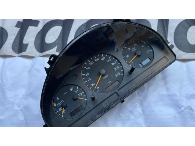 Přístrojová deska  Mercedes-Benz ML W163 2003 3329130030, A1635403011  