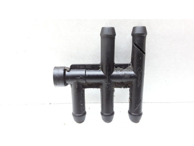 Vstřikovač 1184632   BMW 5 E39  pro naftový motor 3.0  