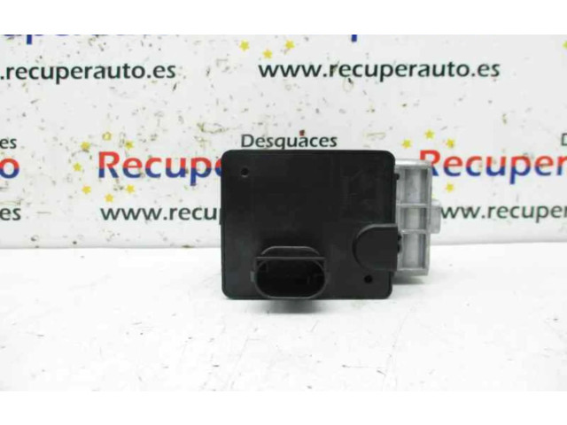 Řídící jednotka 237106957R   Renault Captur 2016