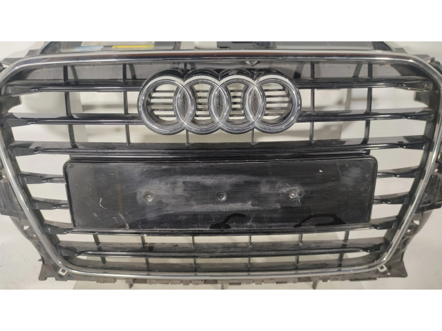 Верхняя решётка Audi A3 S3 8V 2013-2019 года 8V3853651      