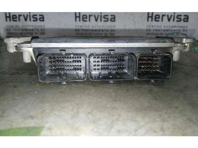 Блок управления 0281010819, 0090047   Renault Megane I