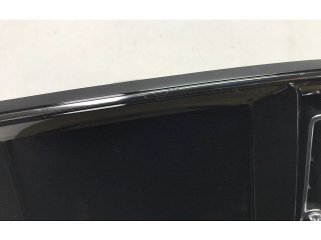 Дисплей    32316630, 32316631   Volvo XC40