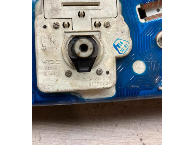 Панель приборов 90213846, 81117504   Opel Omega A       