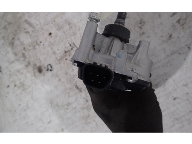 Моторчик дворников BBP267340    Mazda 3 I
