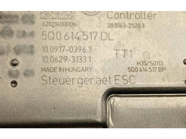 Přístrojová deska  Audi A3 S3 A3 Sportback 8P 2020 5Q0614517DL  