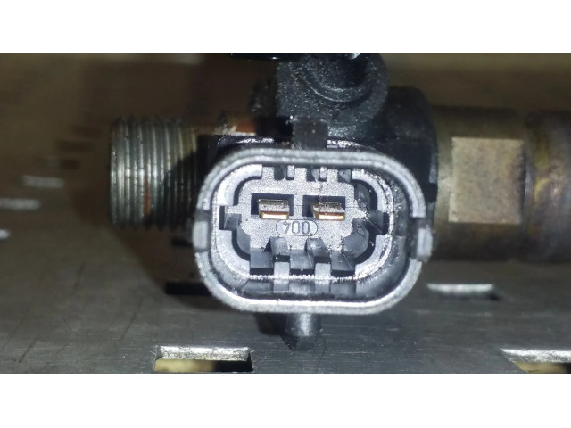 Vstřikovač 9659229180, 0445115042   Land Rover Freelander 2 - LR2  pro naftový motor 2.2  