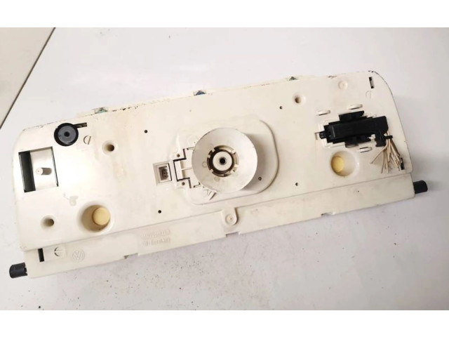 Přístrojová deska  Volkswagen PASSAT B3 1993 357919033cb, 6160522024  