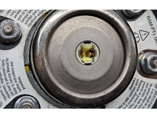 Подушка безопасности водителя 6X0880201A   Volkswagen Lupo