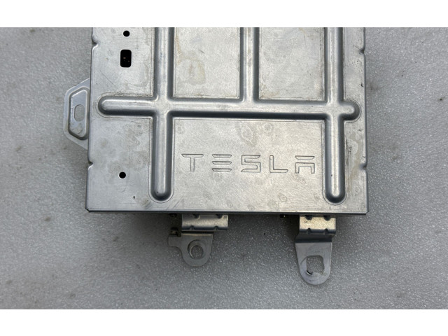 Vstřikovací čerpadlo 150715201B   Tesla Model Y     