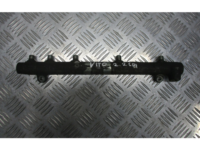 Vstřikovací lišta A6110700395   Mercedes-Benz Vito Viano W639     