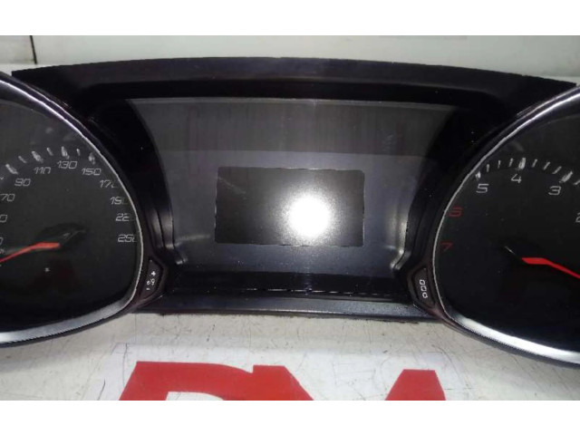 Přístrojová deska  Peugeot 308 SW  2019 9822776780  