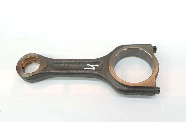 Шатун      Ford Focus  1.5