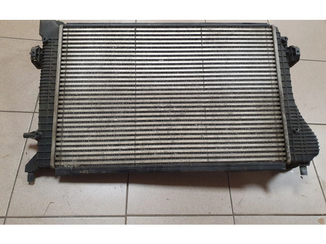 Интеркулер  1K0145803H   Volkswagen Caddy 