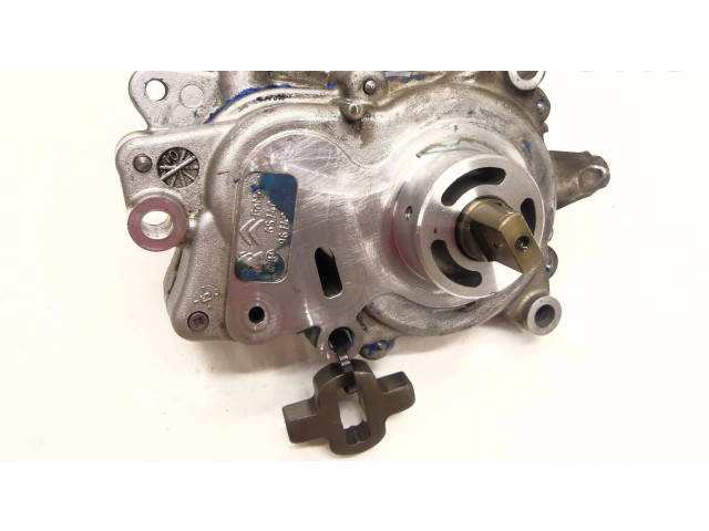 Vstřikovací čerpadlo 9674992280, 9674992180   Ford Mondeo MK V    T7CF 