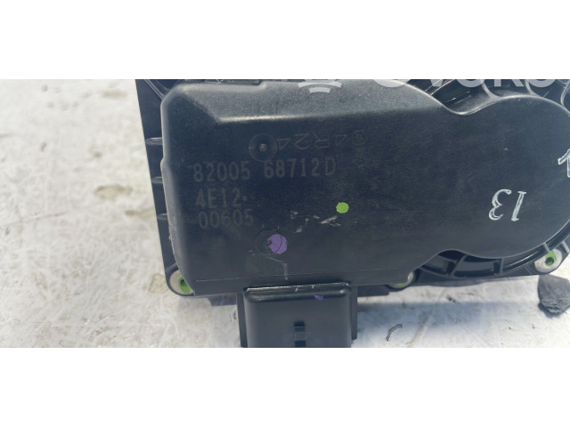 Дроссельная заслонка 8200568712   Renault Twingo II 2014